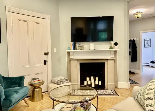 Property at 49 Grove St, Auburndale, MA, 02466, 2 beds, 1 bath, [object Object]