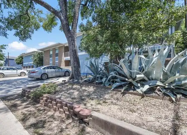 Property at 400 W 35th St, Austin, TX, 78705, 1 bed, 1 bath, [object Object]