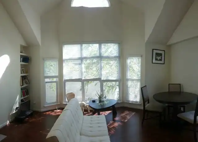 Property at 521 N Graham St Unit 3A, Charlotte, NC, 28202, 1 bed, 1 bath, [object Object]