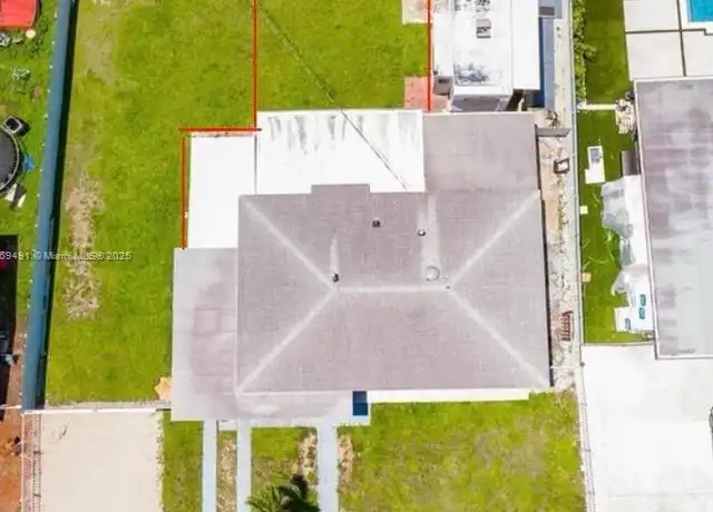 Property at 9915 Nicaragua Dr, Cutler Bay, FL, 33189, 2 beds, 1 bath, [object Object]