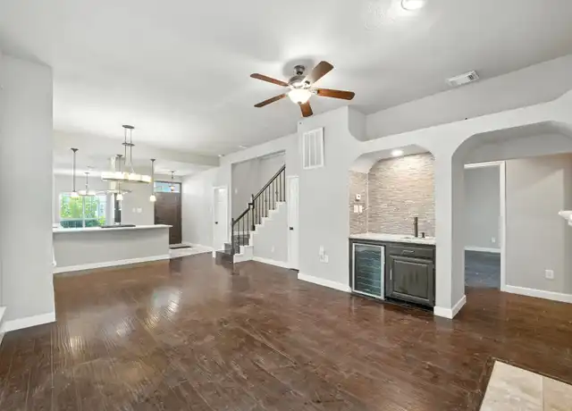 Property at 9128 Cumberland Dr, Irving, TX, 75063, 4 beds, 2.5 baths, [object Object]