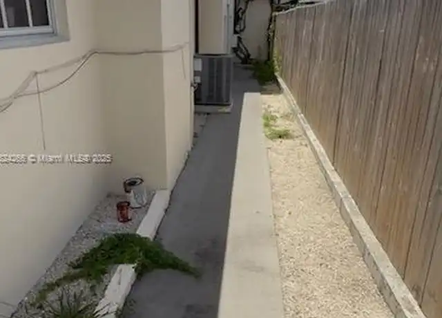 Property at 3615 NW 1st St Unit 3, Miami, FL, 33125, 1 bed, 1.5 baths, [object Object]