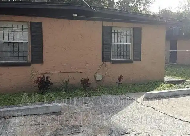 Property at 3250 Phyllis St, Jacksonville, FL, 32205, 2 beds, 1 bath, [object Object]