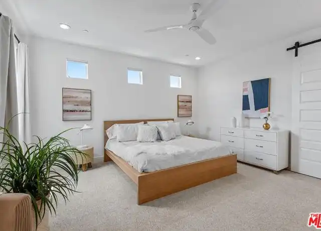 Property at 670 Daniel Freeman Cir, Inglewood, CA, 90301, 4 beds, 4 baths, [object Object]