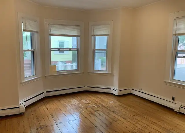 Property at 21 Dane Ave Unit 1, Somerville, MA, 02143, 2 beds, 1 bath, [object Object]