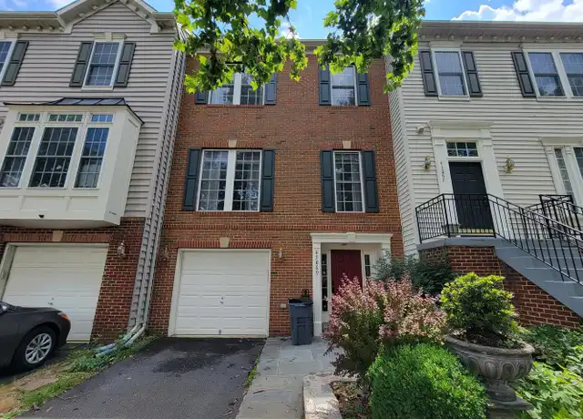 Property at 43069 Golf View Dr, Chantilly, VA, 20152, 3 beds, 2.5 baths, [object Object]