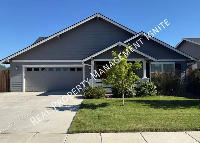 Property at 451 NE Oak Ave, Redmond, OR, 97756, 3 beds, 2 baths, [object Object]