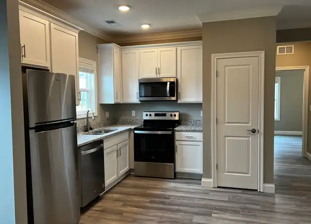 Property at 2168 Prospector Ct Apt 3114, Bowling Green, KY, 42101, 2 beds, 2 baths, [object Object]