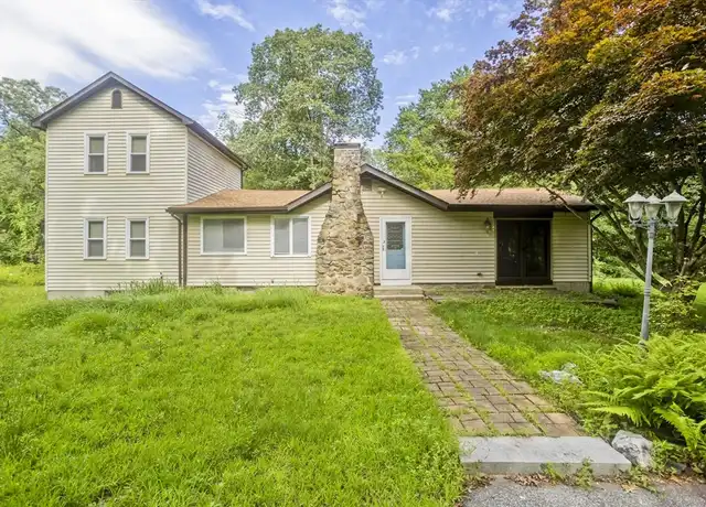 Property at 159 N Monson Rd Unit 1, Hampden, MA, 01036, 3 beds, 1 bath, [object Object]