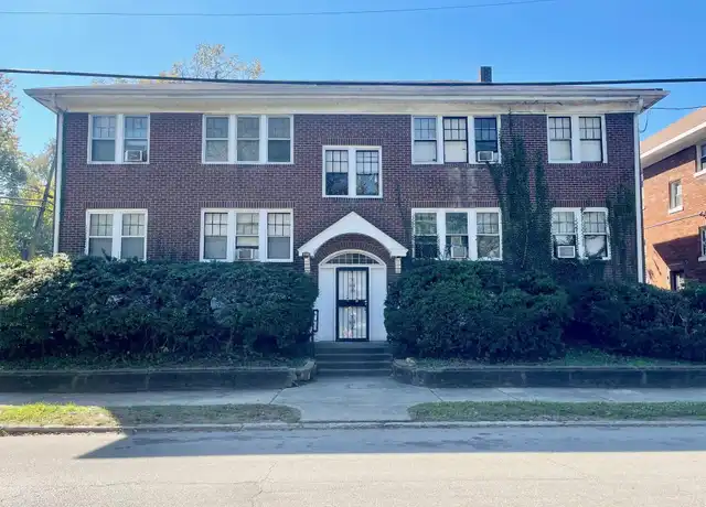 Property at 4120 Garland Ave Unit 2, Louisville, KY, 40211, 2 beds, 1 bath, [object Object]