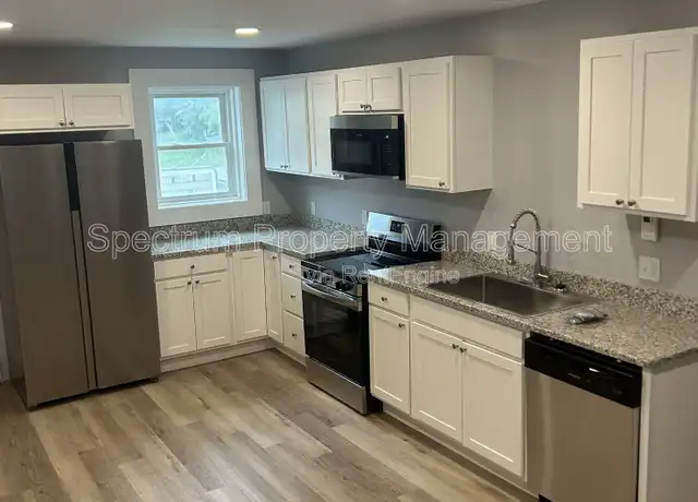 Property at 100 Mount Vernon Ave Unit 3, Augusta, ME, 04330, 3 beds, 1 bath, [object Object]