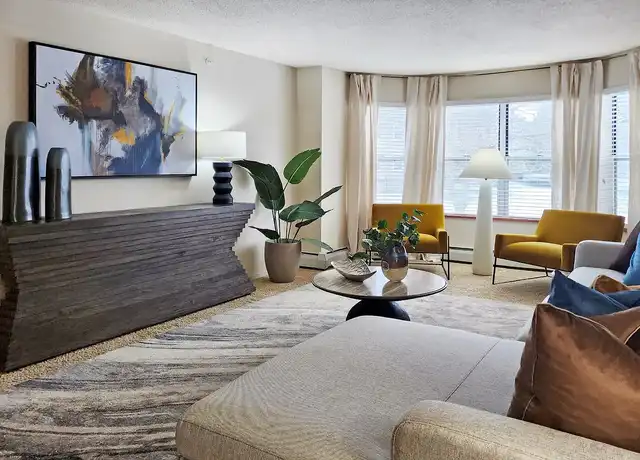 Property at Claremont Apartments - 10745 Smetana Rd, Minnetonka, MN, 55343, 1 bed, 1 bath, [object Object]