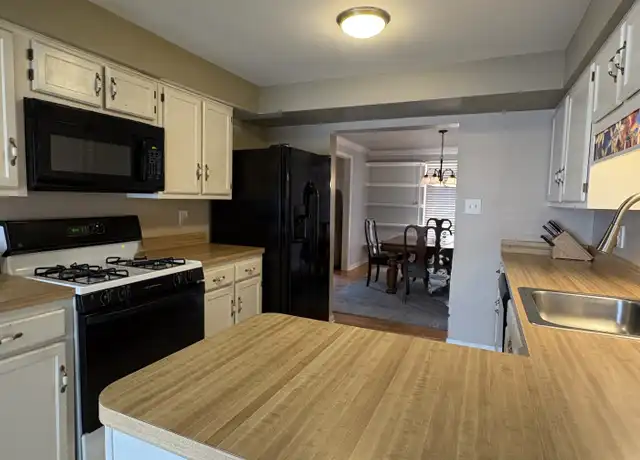 Property at 8002 Cattail Ct Unit 8002, Frederick, MD, 21709, 3 beds, 3 baths, [object Object]