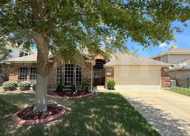 Property at 2110 Pecan Ridge Dr, Forney, TX, 75126, 4 beds, 3 baths, [object Object]