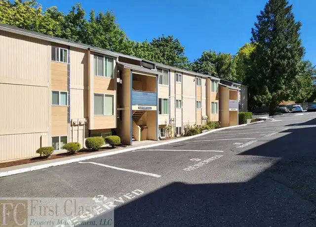 Property at 3618 SW Beaverton Hillsdale Hwy Unit 26, Portland, OR, 97221, 1 bed, 1 bath, [object Object]