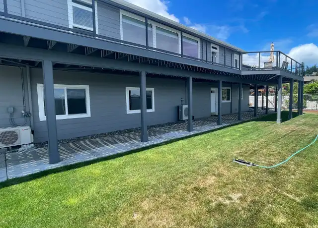 Property at 2060 SW Scenic Heights St, Oak Harbor, WA, 98277, 3 beds, 1 bath, [object Object]