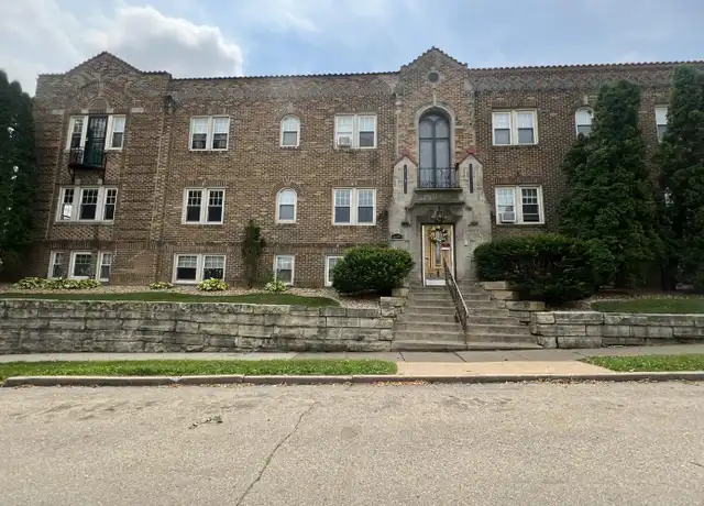 Property at 610 Cooper Pl Unit 10, Dubuque, IA, 52001, 1 bed, 1 bath, [object Object]