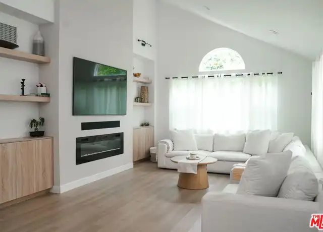 Property at 8515 Berger Ave, Playa del Rey, CA, 90293, 4 beds, 3 baths, [object Object]
