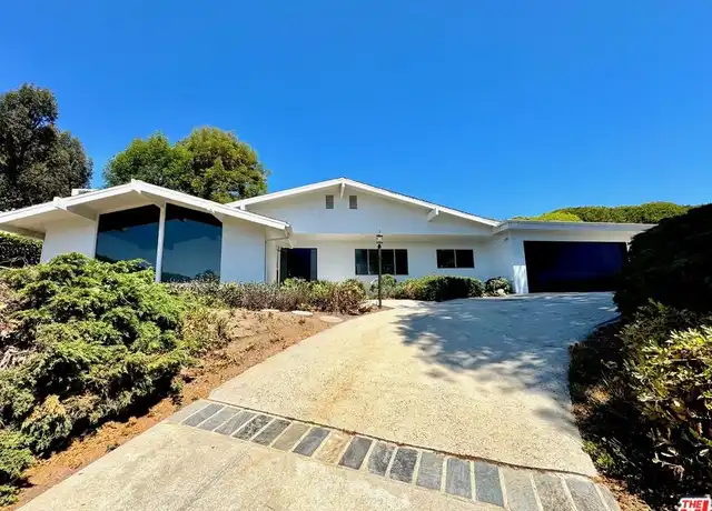 Property at 31617 Broad Beach Rd, Malibu, CA, 90265, 3 beds, 2 baths, [object Object]
