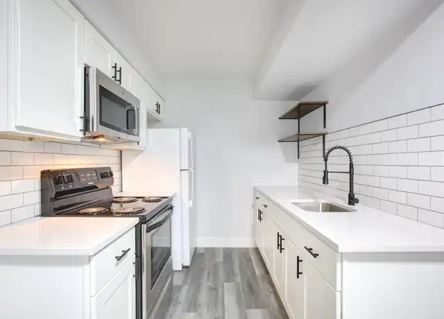 Property at 1974 S University Blvd Unit 3, Denver, CO, 80210, 1 bed, 1 bath, [object Object]