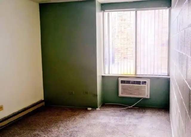 Property at 1207 S Wall St Unit 101, Carbondale, IL, 62901, 2 beds, 2 baths, [object Object]