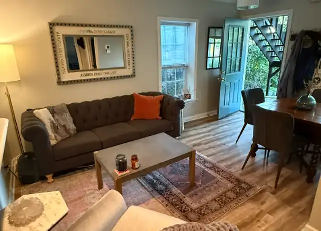 Property at 1808 Ashwood Ave, Nashville, TN, 37212, 2 beds, 1 bath, [object Object]