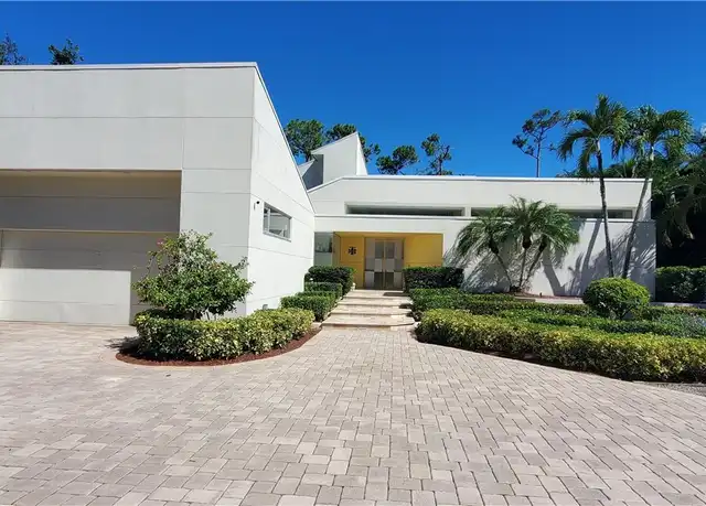 Property at 13627 Pine Villa Ln, Fort Myers, FL, 33912, 4 beds, 4.5 baths, [object Object]