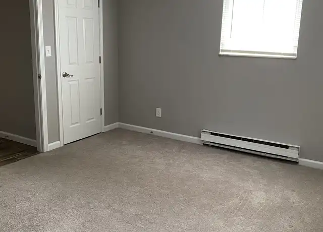 Property at 816 Clough Pike, Cincinnati, OH, 45245, 1 bed, 1 bath, [object Object]