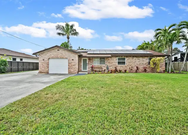 Property at 4291 SW 67th Ter Unit 1, Davie, FL, 33314, 4 beds, 3 baths, [object Object]