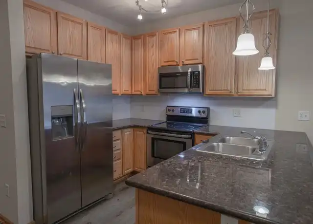 Property at 633 Main St NW Apt 207, Elk River, MN, 55330, 1 bed, 2 baths, [object Object]