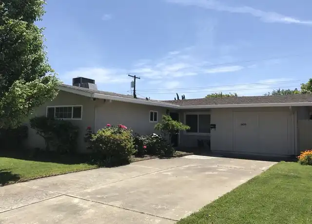 Property at 1420 32nd Ave, Sacramento, CA, 95822, 3 beds, 1 bath, [object Object]