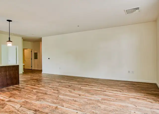 Photo of 99 Washington St, Melrose, MA 02176