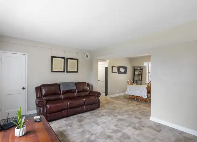 Property at 511 Saluda Ave Unit 2, Columbia, SC, 29205, 2 beds, 1 bath, [object Object]