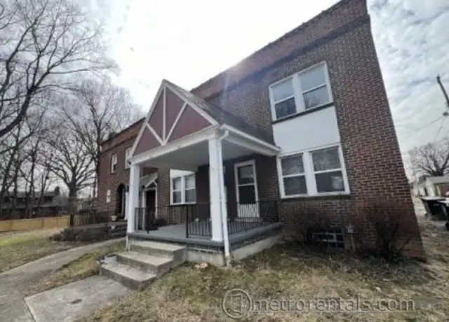 Property at 385-387 E Arcadia Ave, Columbus, OH, 43202, 2 beds, 1 bath, [object Object]