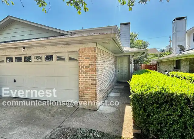 Property at 732 Lariat Ln, White Settlement, TX, 76108, 3 beds, 2 baths, [object Object]