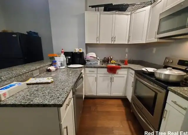 Property at 846 Huntington Ave, Boston, MA, 02115, 4 beds, 1 bath, [object Object]
