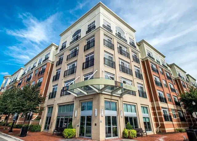 Photo of 800 John Carlyle St, Alexandria, VA 22314