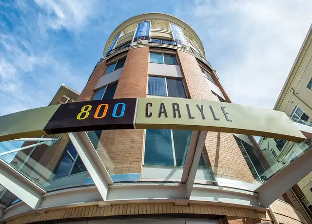 Photo of 800 John Carlyle St, Alexandria, VA 22314