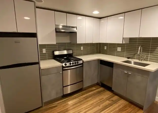 Property at 6408 Phinney Ave N Unit 7, Seattle, WA, 98103, 1 bed, 1 bath, [object Object]