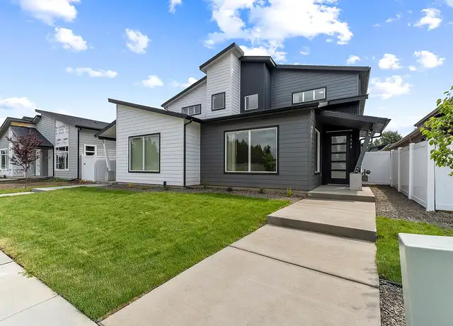 Photo of 1566 N 13th St, Coeur d'Alene, ID 83814