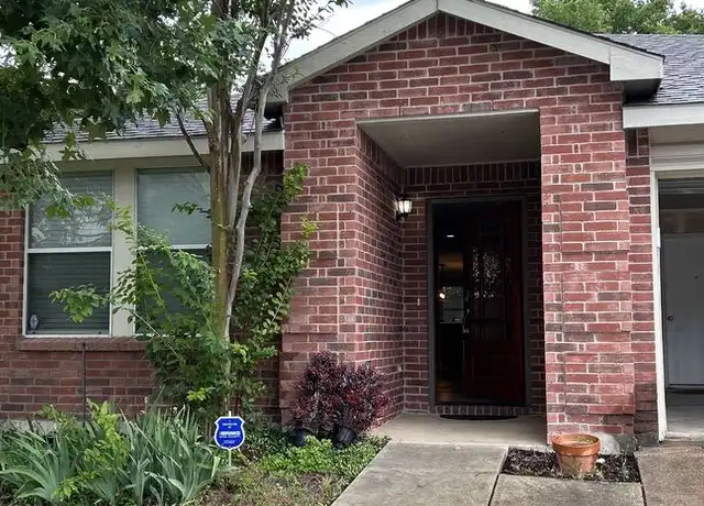Property at 2037 Shawnee Trl, Justin, TX, 76247, 4 beds, 2 baths, [object Object]