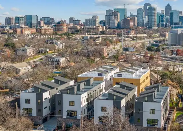 Property at 2206 Arroyo Ave Unit 105, Dallas, TX, 75219, 2 beds, 2.5 baths, [object Object]