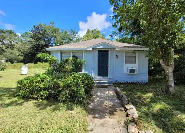 Property at 908 Polk Ave, Pensacola, FL, 32507, 4 beds, 1 bath, [object Object]