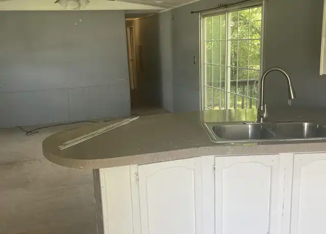 Property at 148 Merritt Dr, La Vergne, TN, 37086, 2 beds, 1 bath, [object Object]