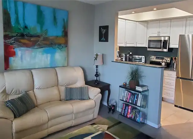 Property at 680 71st Ave #12, St Pete Beach, FL, 33706, 1 bed, 1 bath, [object Object]