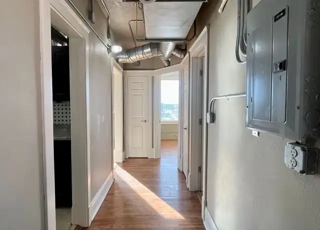 Property at 2243 Jones St Unit 2243306, Omaha, NE, 68102, 1 bed, 1 bath, [object Object]