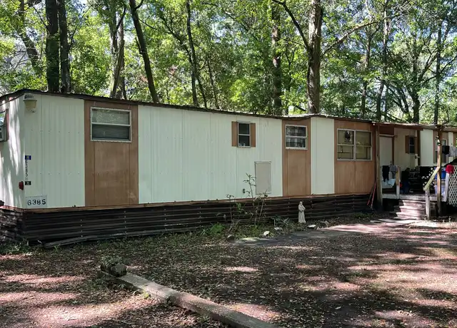 Property at 6385 Pickettville Rd, Jacksonville, FL, 32254, 2 beds, 1 bath, [object Object]