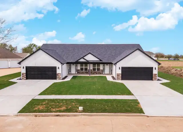 Property at 516 Carriage Ct Unit 1, Dwight, IL, 60420, 3 beds, 2 baths, [object Object]