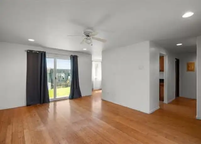 Property at 807 E Park Ave, Montesano, WA, 98563, 2 beds, 1 bath, [object Object]