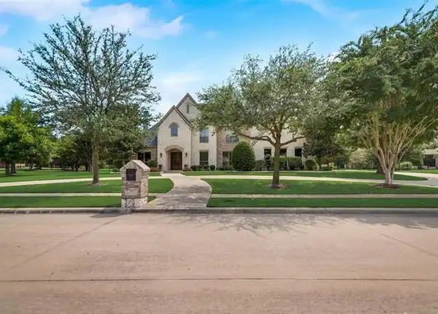 Property at 30 Kingsbury Trl, Rockwall, TX, 75032, 4 beds, 4 baths, [object Object]